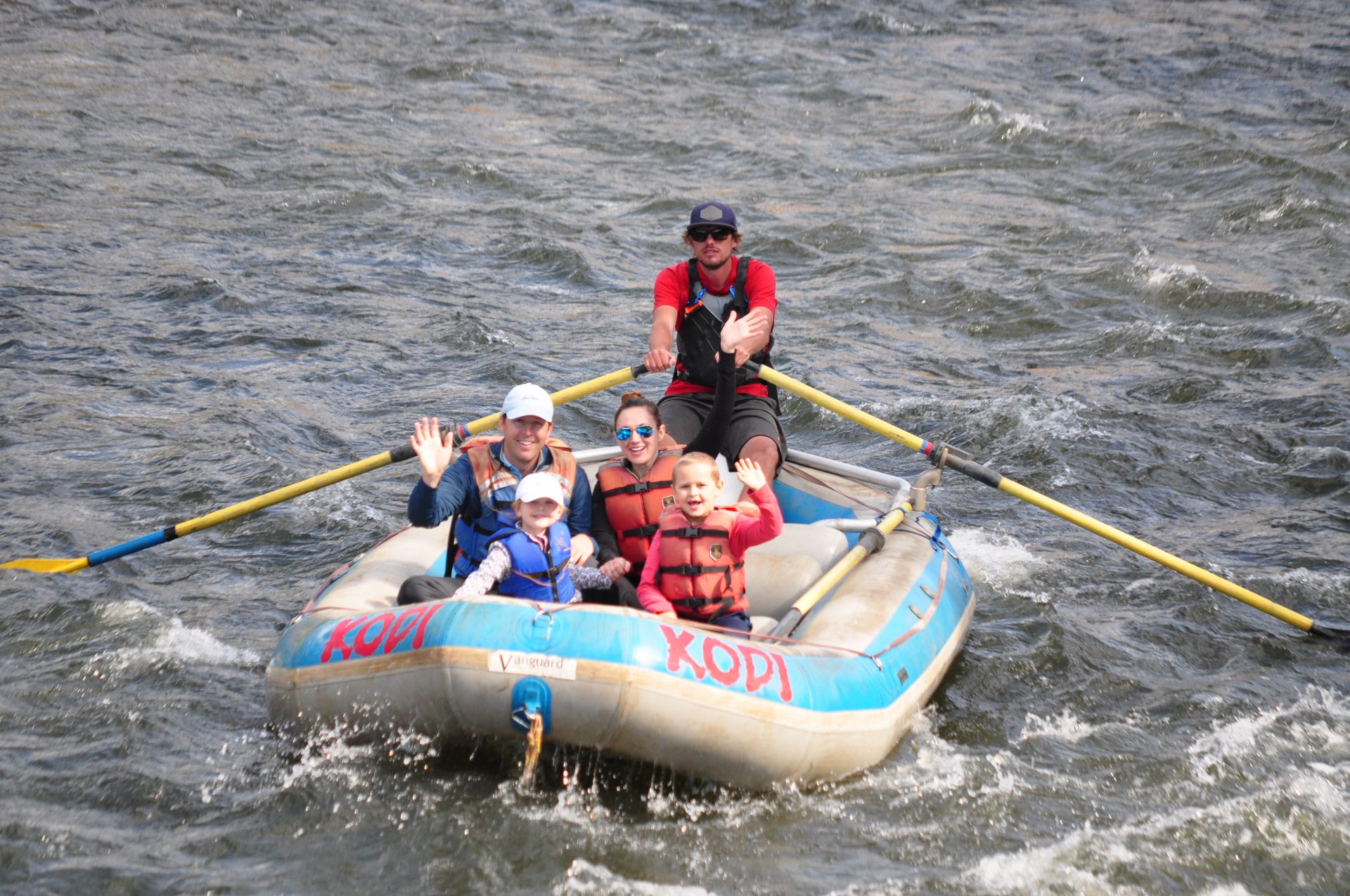Many people come from a long distance to experinece rafting in Colorado and create lifelong memories